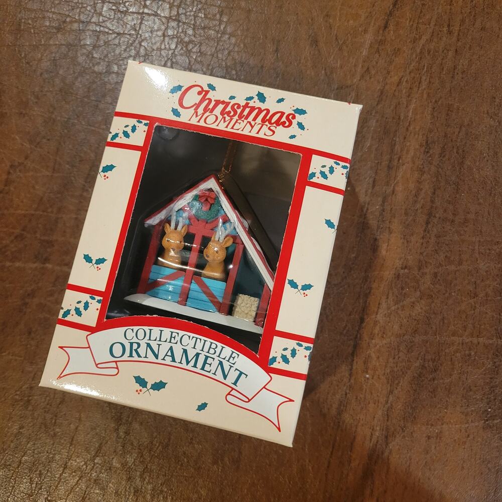 Vtg Westmar Christmas Moments Santa Stable with Reindeer Collectible Ornament